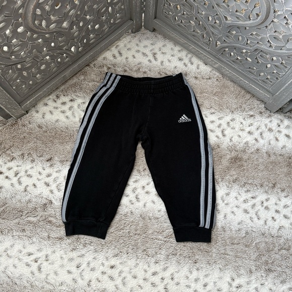 Adidas Kids black jogger pants boys 3T sporty racing stripes athletic activewear - Picture 1 of 8